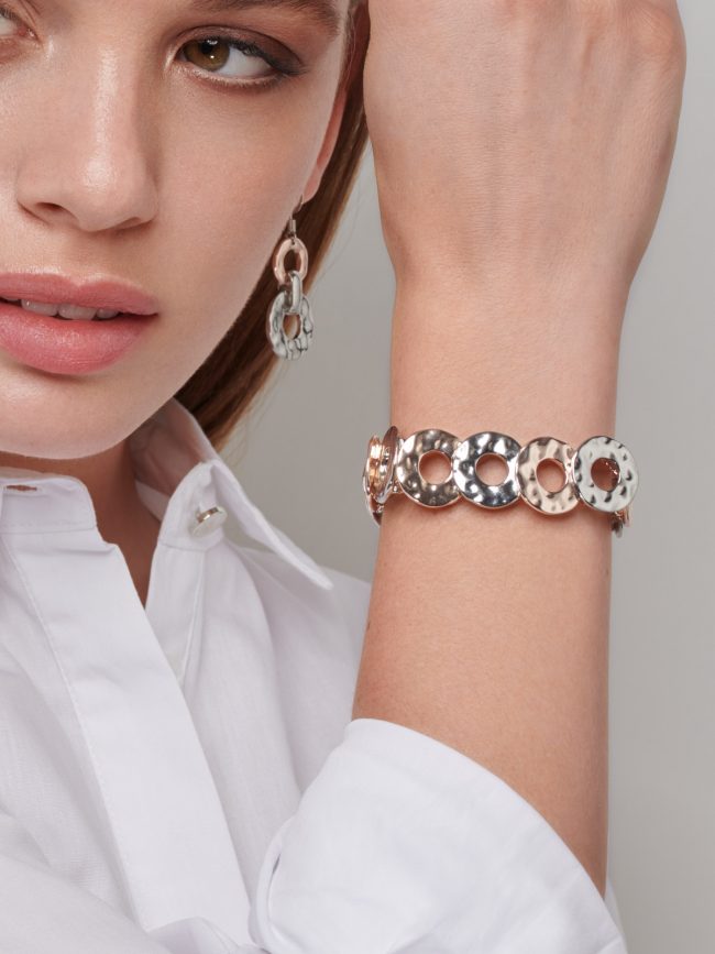 Jewellery photography natural